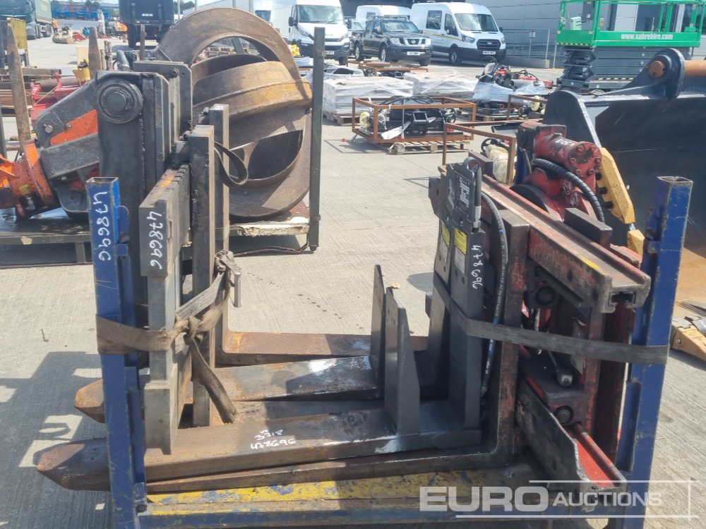 Hydraulic Rorating Fork Frame & Forks, Fork Frame & Forks, Hydraulic Extending Forks to suit Forklift - Material handling equipment: picture 2 Hydraulic Rorating Fork Frame & Forks, Fork Frame & Forks, Hydraulic Extending Forks to suit Forklift - Material handling equipment: picture 2