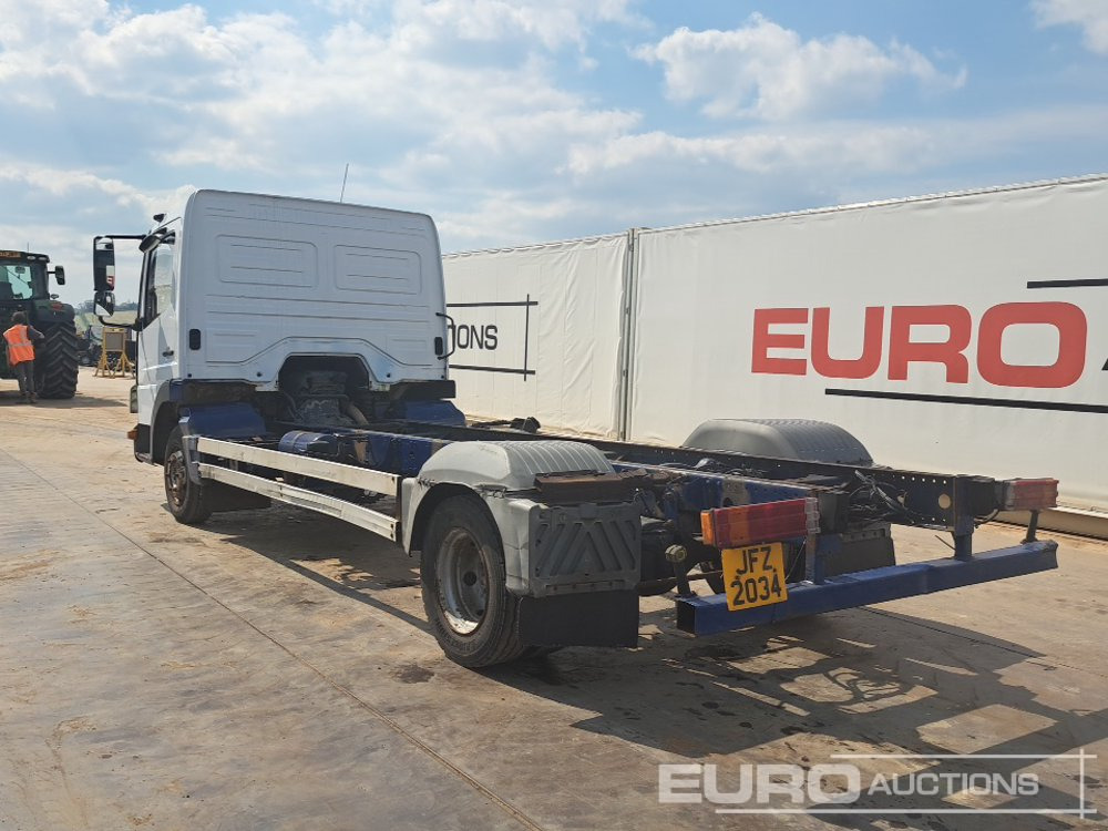 Mercedes 815 - Cab chassis truck: picture 3 Mercedes 815 - Cab chassis truck: picture 3