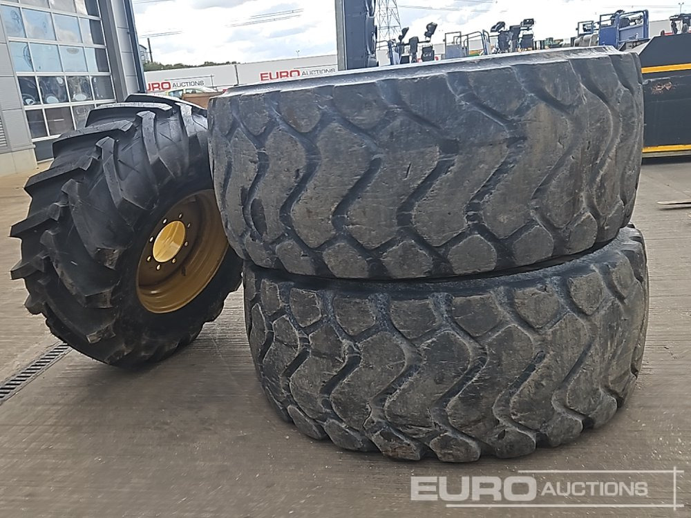 Michelin 26.5R25 Tyre (2 of), 500/70-24 Tye & Rim - Tire: picture 4 Michelin 26.5R25 Tyre (2 of), 500/70-24 Tye & Rim - Tire: picture 4