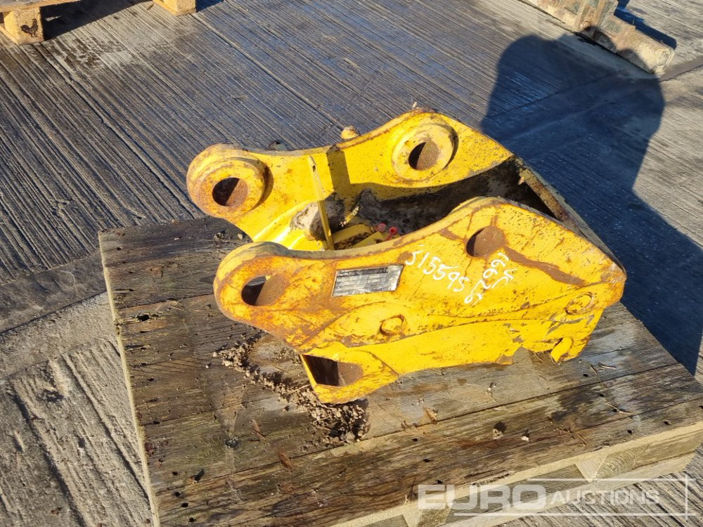Miller Hydraulic QH 45mm Pin to suit 4-6 Ton Excavator - Quick coupler: picture 1 Miller Hydraulic QH 45mm Pin to suit 4-6 Ton Excavator - Quick coupler: picture 1