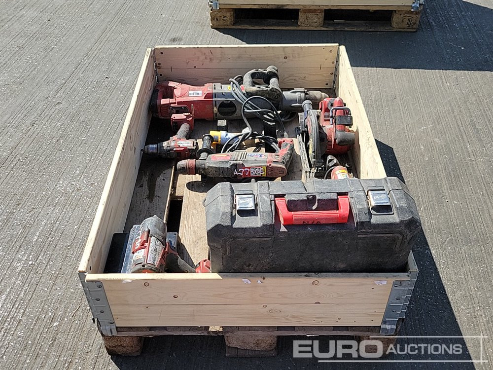 Milwaukee 6Ah Battery, Battery Circular Saw, Hammer Drill, Drill, Impact Driver, 110Volt Jigsaw, Grinder, Hammer Drill, Breaker - Construction equipment: picture 4 Milwaukee 6Ah Battery, Battery Circular Saw, Hammer Drill, Drill, Impact Driver, 110Volt Jigsaw, Grinder, Hammer Drill, Breaker - Construction equipment: picture 4