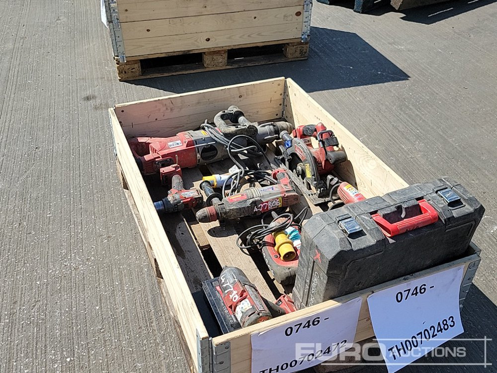 Milwaukee 6Ah Battery, Battery Circular Saw, Hammer Drill, Drill, Impact Driver, 110Volt Jigsaw, Grinder, Hammer Drill, Breaker - Construction equipment: picture 3 Milwaukee 6Ah Battery, Battery Circular Saw, Hammer Drill, Drill, Impact Driver, 110Volt Jigsaw, Grinder, Hammer Drill, Breaker - Construction equipment: picture 3
