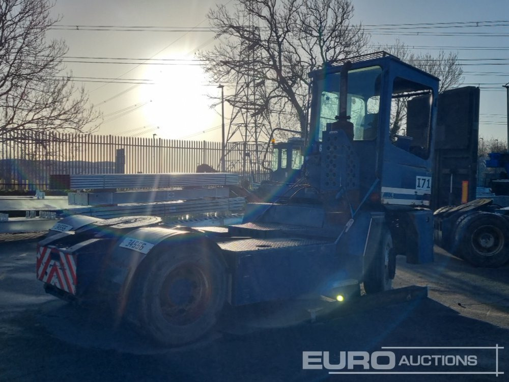 Mol YM220 - Terminal tractor: picture 5 Mol YM220 - Terminal tractor: picture 5