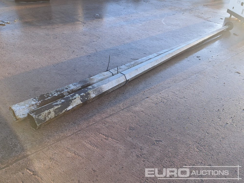 Lamp Posts (2 of) - Other machinery: picture 1 Lamp Posts (2 of) - Other machinery: picture 1