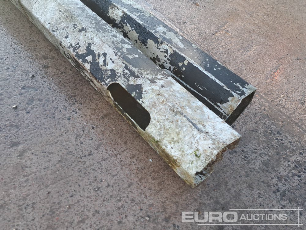 Lamp Posts (2 of) - Other machinery: picture 5 Lamp Posts (2 of) - Other machinery: picture 5