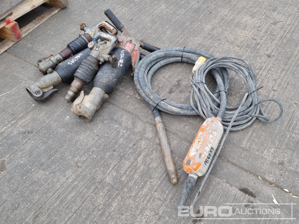 Pneumatic Handheld Breaker (4 of), Belle 110 Volt Poker Unit - Asphalt machine: picture 1 Pneumatic Handheld Breaker (4 of), Belle 110 Volt Poker Unit - Asphalt machine: picture 1