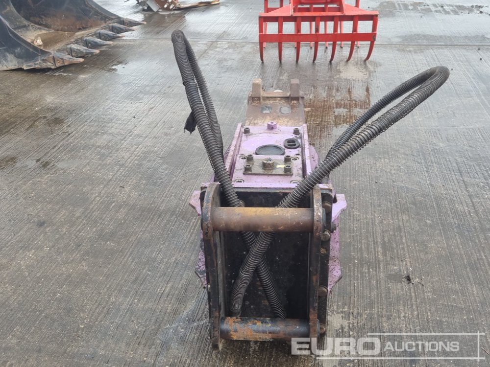 Prodem PRB030BA - Hydraulic hammer: picture 4 Prodem PRB030BA - Hydraulic hammer: picture 4