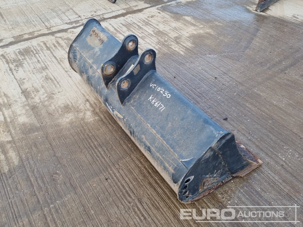 Rhinox 48" Ditching Bucket 35mm Pin to suit Mini Excavator - Bucket: picture 5 Rhinox 48" Ditching Bucket 35mm Pin to suit Mini Excavator - Bucket: picture 5