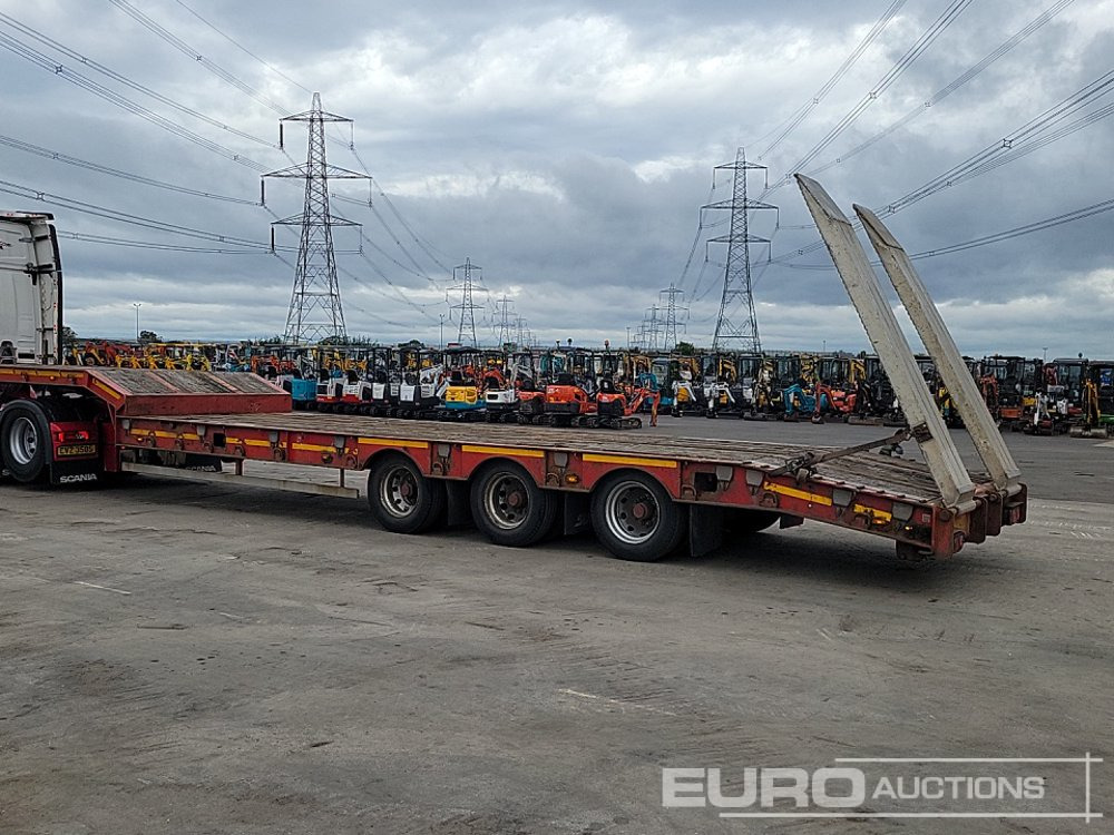 SDC Tri Axle Step Frame Lowloader Trailer, Out Riggers, Aluminum Ramps - Low loader semi-trailer: picture 3 SDC Tri Axle Step Frame Lowloader Trailer, Out Riggers, Aluminum Ramps - Low loader semi-trailer: picture 3