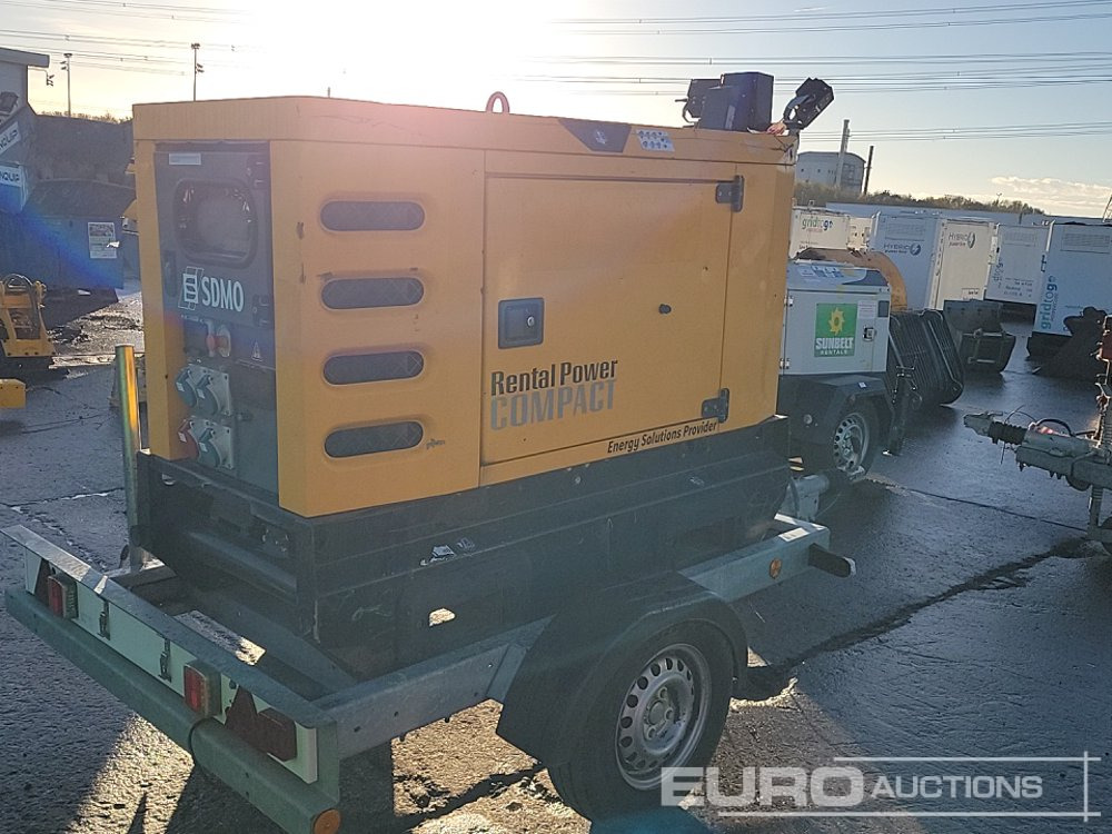 SDMO R22 - Generator set: picture 5 SDMO R22 - Generator set: picture 5