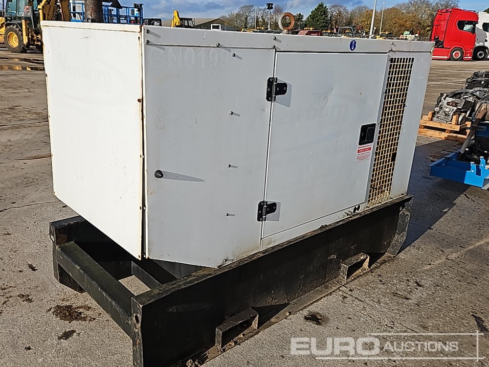 SDMO R44 - Generator set: picture 5 SDMO R44 - Generator set: picture 5