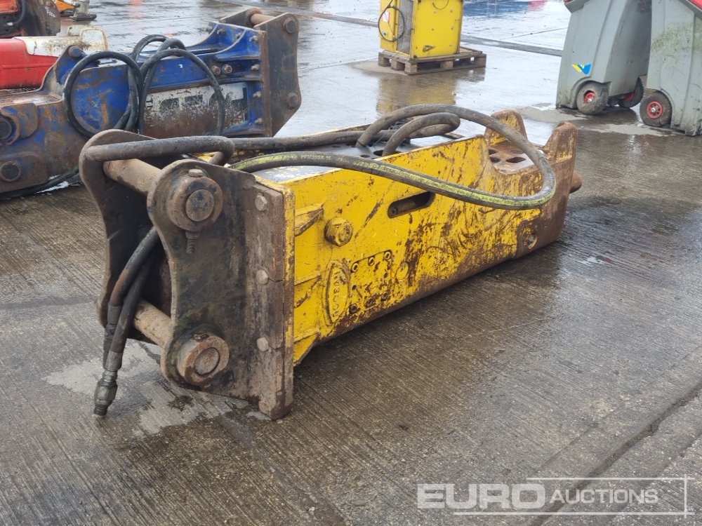 Soosan Hydraulic Breaker 80mm Pin to suit 20 Ton Excavator - Hydraulic hammer: picture 5 Soosan Hydraulic Breaker 80mm Pin to suit 20 Ton Excavator - Hydraulic hammer: picture 5