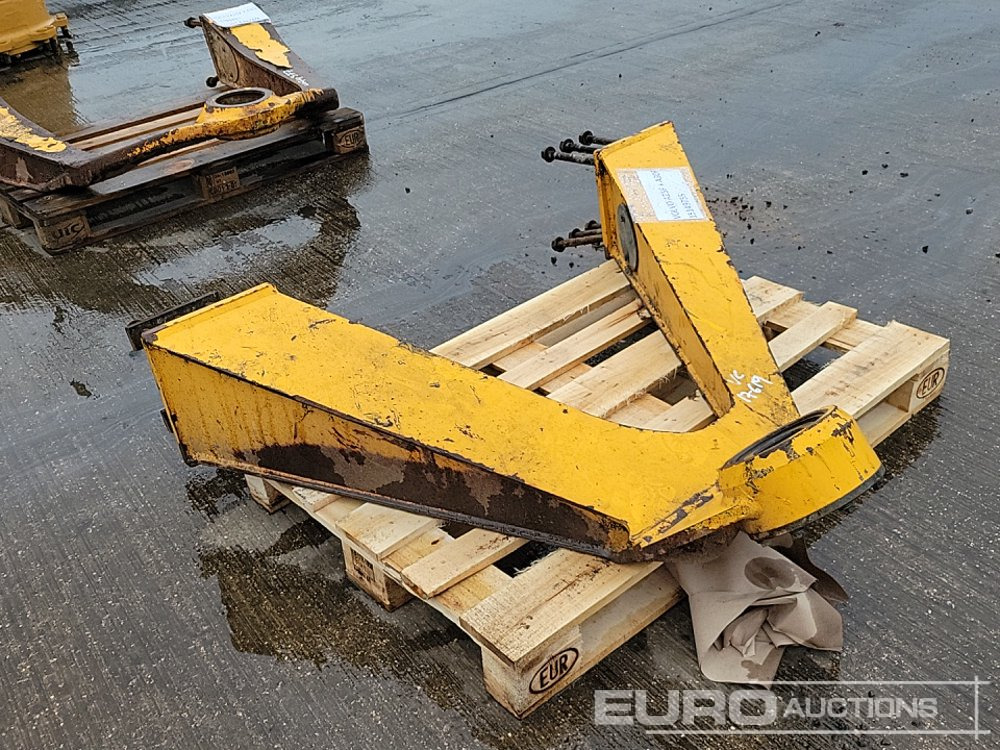 Volvo A Frame to suit A25F/A30F - Spare parts: picture 2 Volvo A Frame to suit A25F/A30F - Spare parts: picture 2