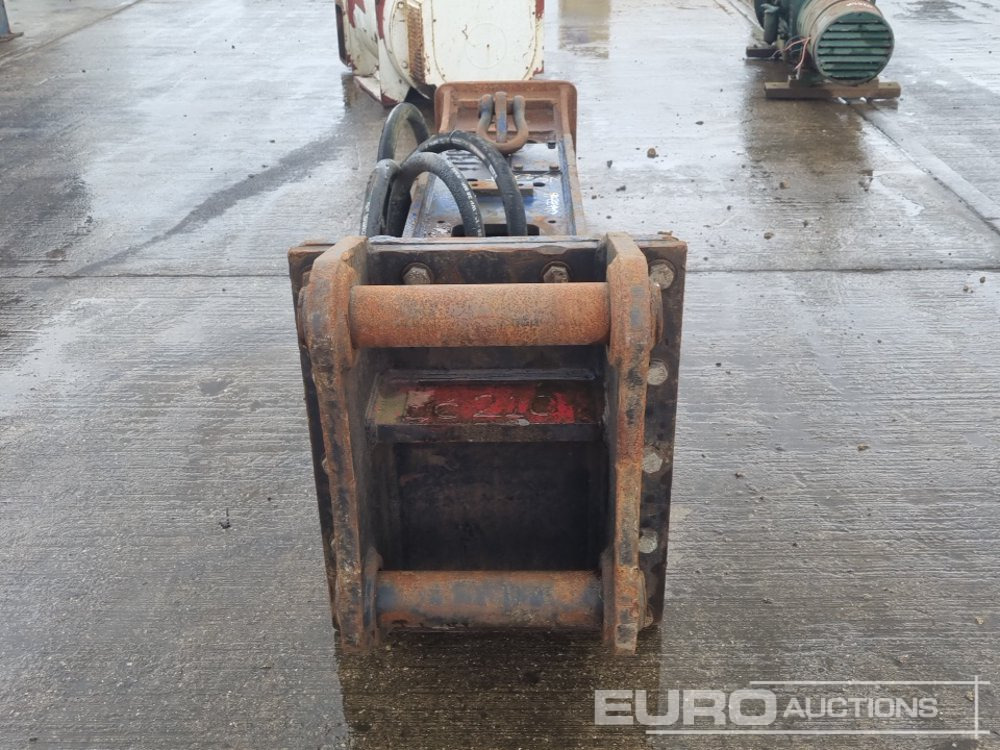 Toku Hydraulic Breaker 80mm Pin to suit 20 Ton Excavator - Hydraulic hammer: picture 4 Toku Hydraulic Breaker 80mm Pin to suit 20 Ton Excavator - Hydraulic hammer: picture 4