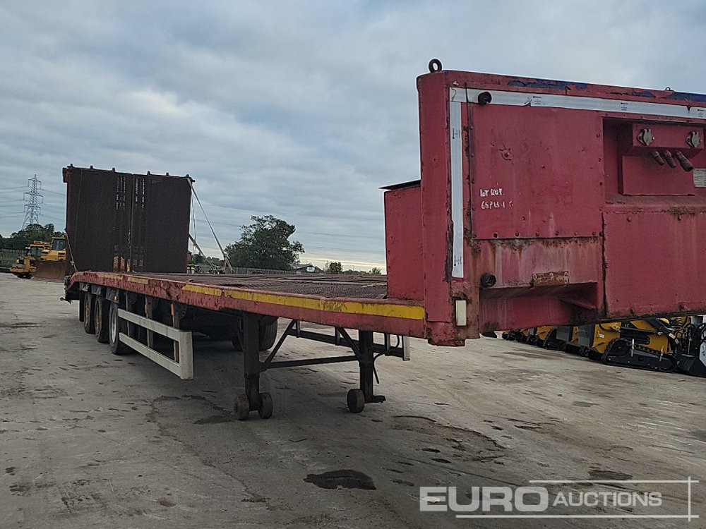 Low loader semi-trailer Tri Axle Low Loader Trailer, Winch, Hydraulic Ramp: picture 31
