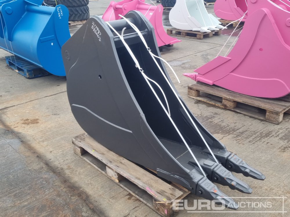 Unused 2024 Miller 18 Scoop Bucket 80mm Pin to suit 20 Ton Excavator - Bucket: picture 1 Unused 2024 Miller 18 Scoop Bucket 80mm Pin to suit 20 Ton Excavator - Bucket: picture 1