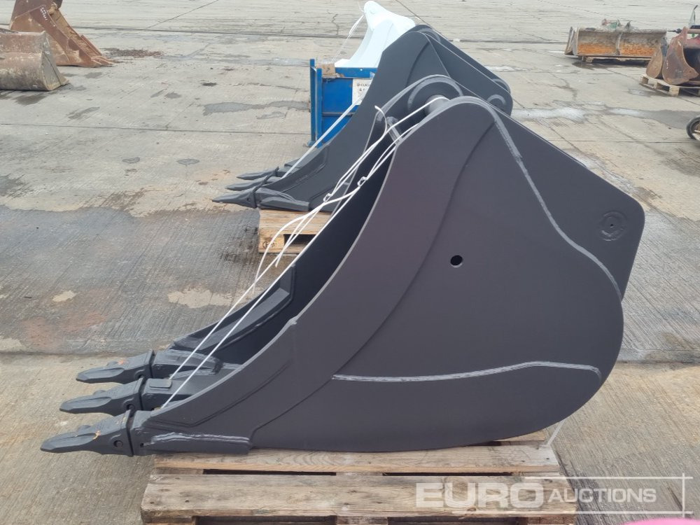 Unused 2024 Miller 18 Scoop Bucket 80mm Pin to suit 20 Ton Excavator - Bucket: picture 4 Unused 2024 Miller 18 Scoop Bucket 80mm Pin to suit 20 Ton Excavator - Bucket: picture 4