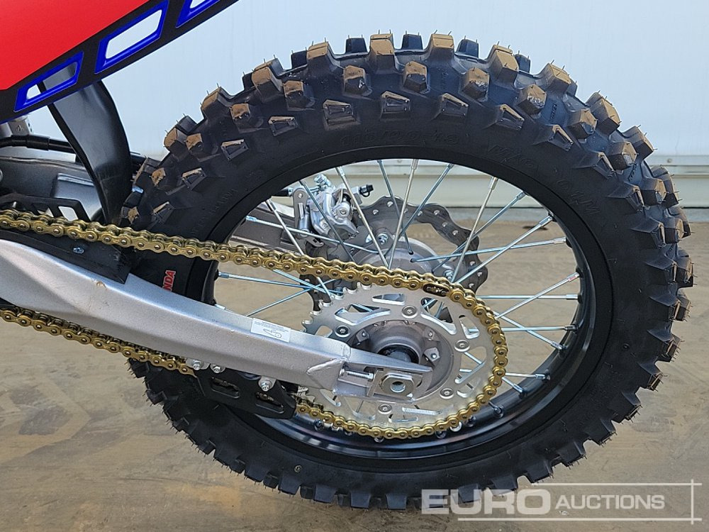 Motorcycle Unused 2025 Apollo Thunder 250cc Motorcross Bike, 21" Front, 18" Rear Tyres, Electric Start, Air Cooled, Hydraulic Suspension, Disc Brakes, Lighting Kit (UNASSEMBLED): picture 9