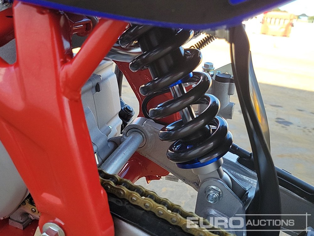 Motorcycle Unused 2025 Apollo Thunder: picture 17