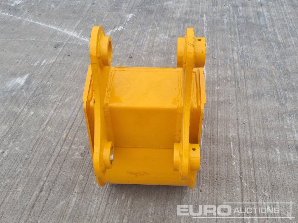 Unused 2025 Captok CK-BK - Bucket: picture 4 Unused 2025 Captok CK-BK - Bucket: picture 4