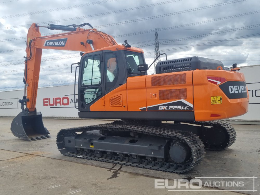 Unused 2025 Develon DX225LC-7M - Crawler excavator: picture 3 Unused 2025 Develon DX225LC-7M - Crawler excavator: picture 3