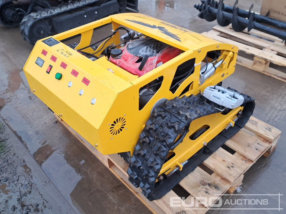 Unused 2025 Salini RC-900 Radio Controlled Tracked Lawnmower (Controls in Office) - Garden mower: picture 5 Unused 2025 Salini RC-900 Radio Controlled Tracked Lawnmower (Controls in Office) - Garden mower: picture 5