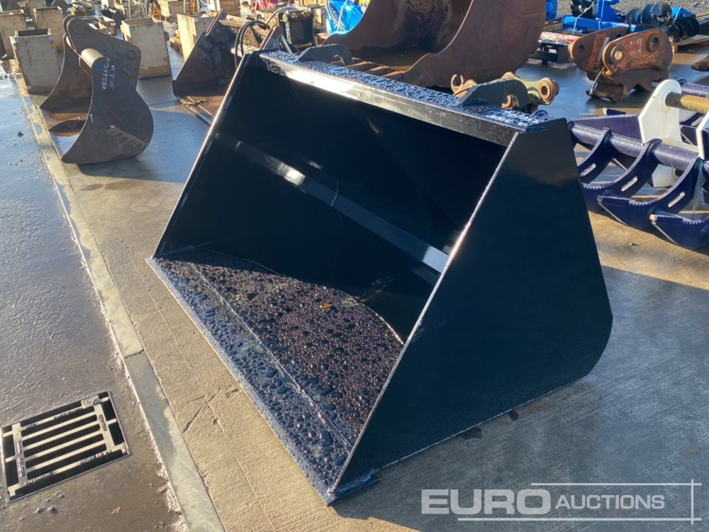 Unused 66" Loader Bucket to suit JCB Telehandler - Bucket: picture 1 Unused 66" Loader Bucket to suit JCB Telehandler - Bucket: picture 1