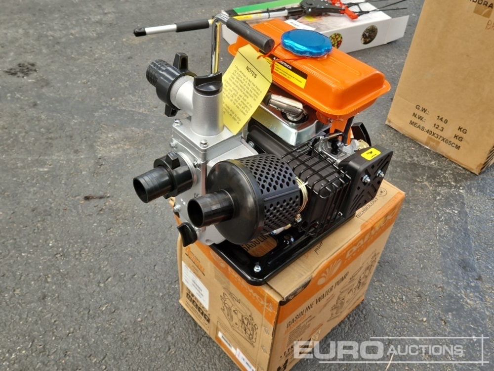 Unused Daewoo DASR40 - Water pump: picture 3 Unused Daewoo DASR40 - Water pump: picture 3