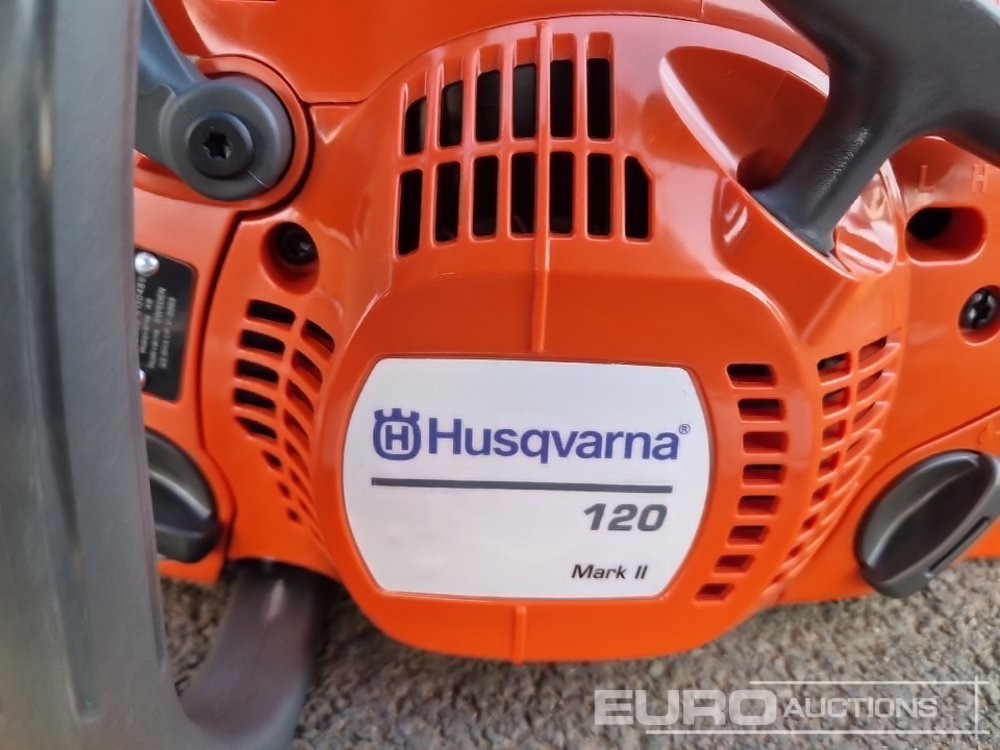 Workshop equipment Unused Husqvarna 120 Mark II 14" Petrol Chain Saw: picture 15