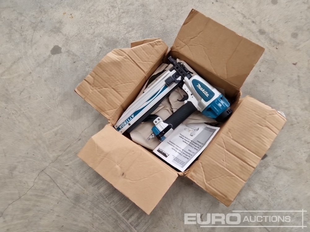 Unused Makita AT150A Nailer - Construction equipment: picture 3 Unused Makita AT150A Nailer - Construction equipment: picture 3