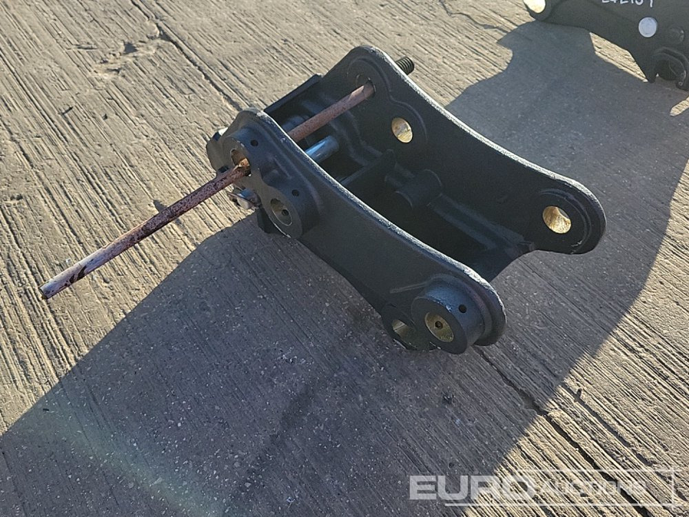 Unused Miller QH 45mm Pin to suit 4-6 Ton Excavator - Quick coupler: picture 3 Unused Miller QH 45mm Pin to suit 4-6 Ton Excavator - Quick coupler: picture 3