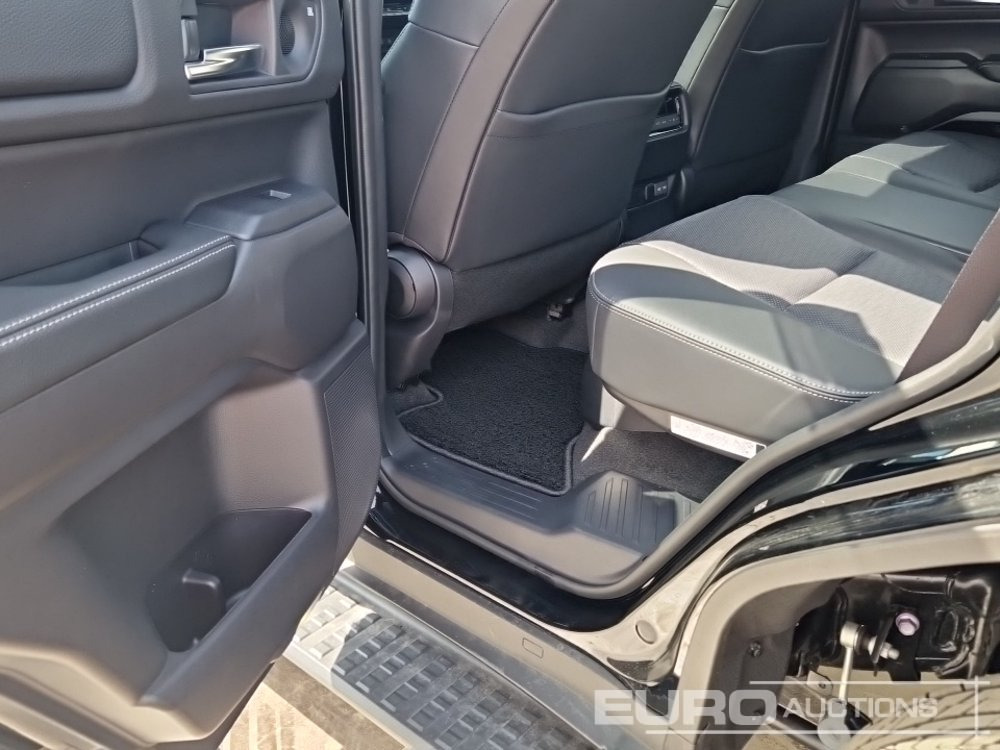 SUV Unused Toyota Land Cruiser: picture 24