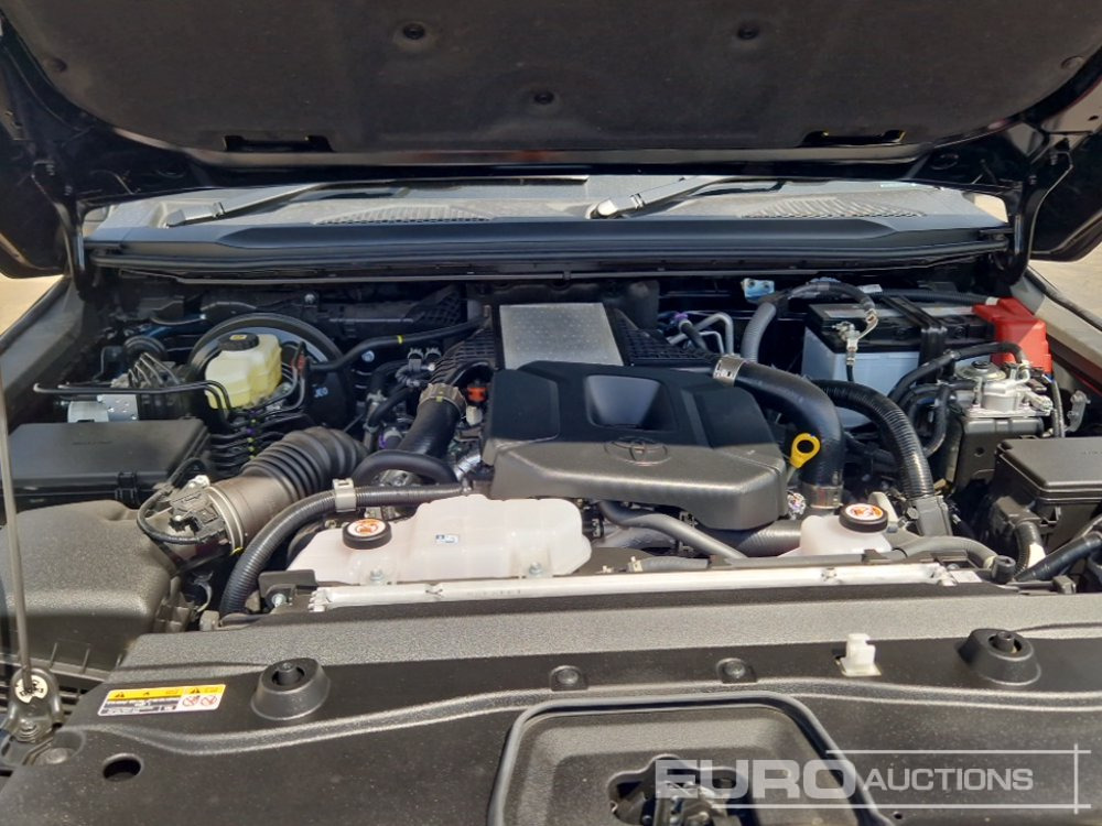 SUV Unused Toyota Land Cruiser: picture 13