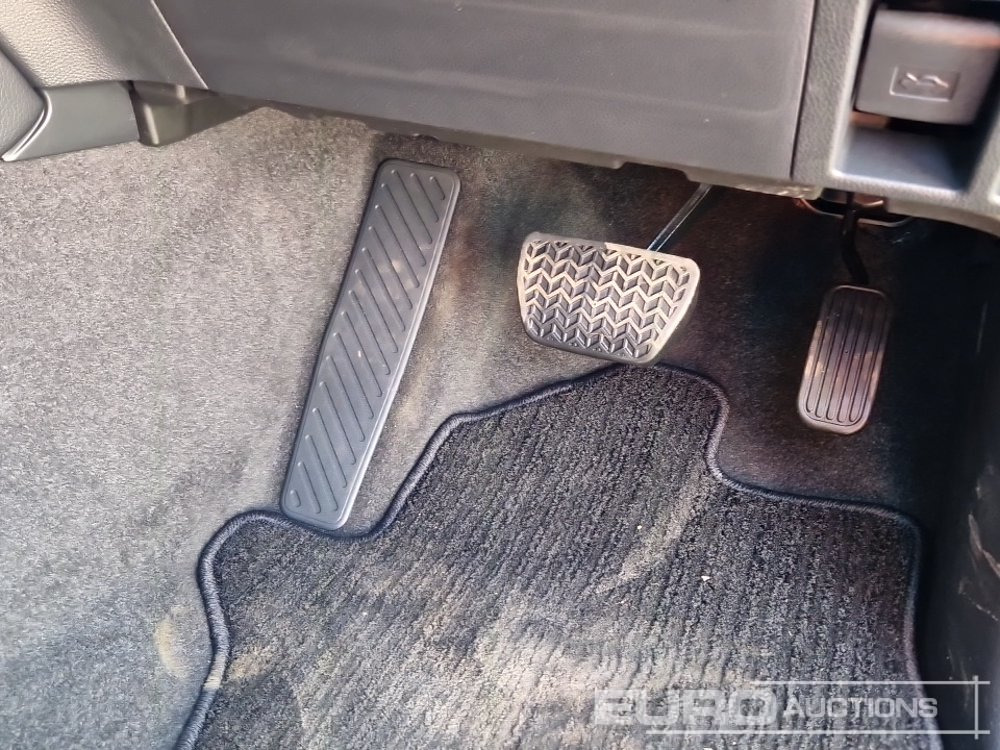 SUV Unused Toyota Land Cruiser: picture 37