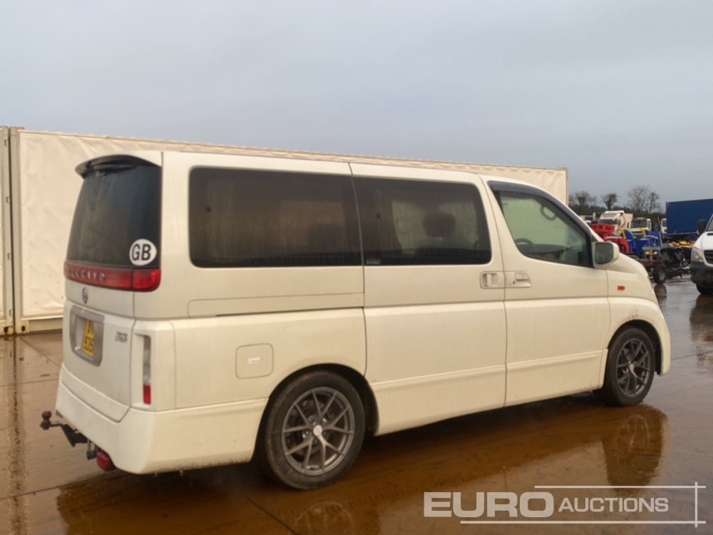 2003 Nissan Elgrand - Van: picture 5 2003 Nissan Elgrand - Van: picture 5