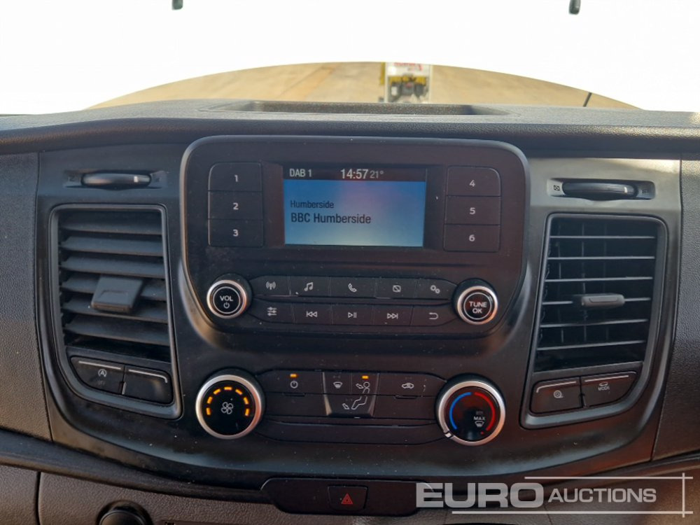 Van 2022 Ford Transit Custom 300: picture 31