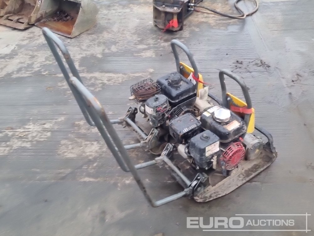 Wacker Neuson Petrol Compaction Plate, Honda Engine (2 of) - Asphalt machine: picture 5 Wacker Neuson Petrol Compaction Plate, Honda Engine (2 of) - Asphalt machine: picture 5