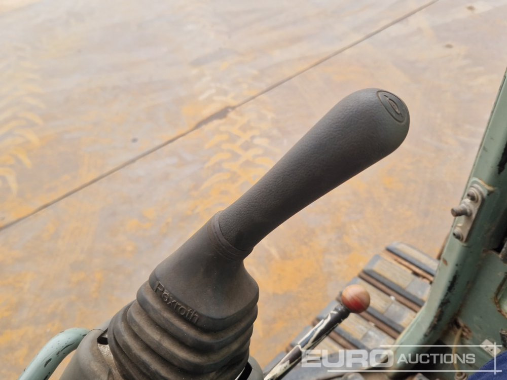 Mini excavator Yanmar Vi055-5B: picture 35