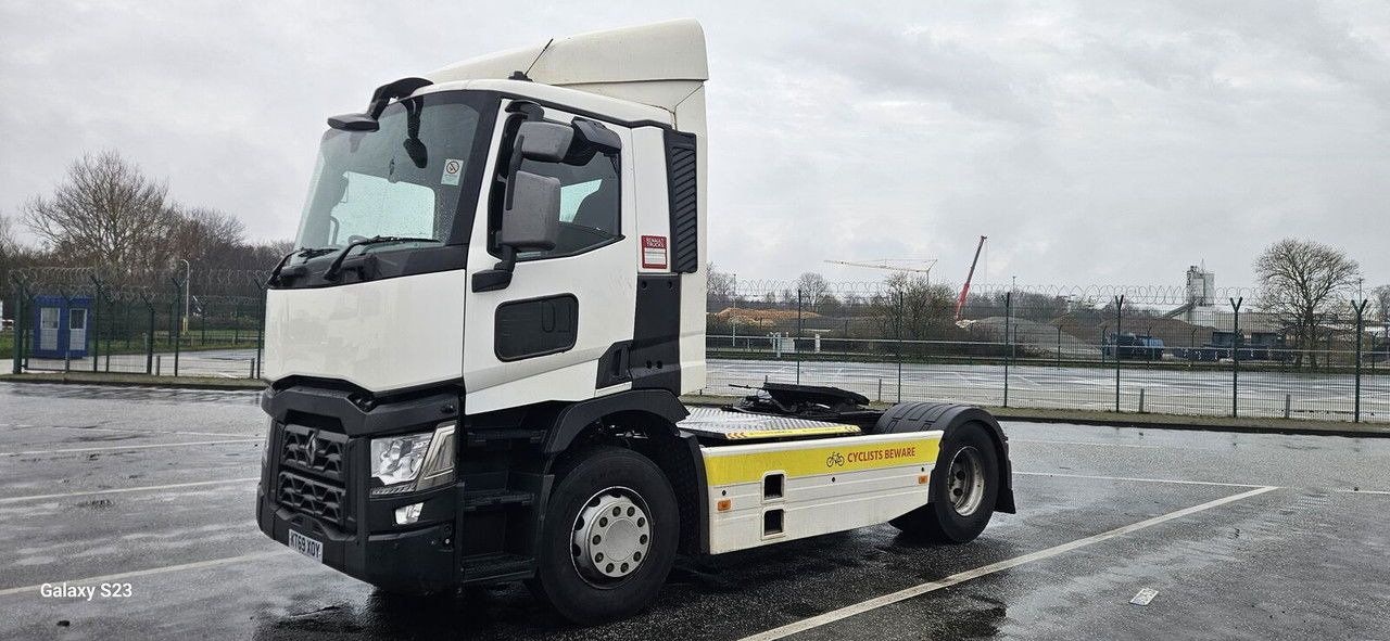 Renault T460 - Tractor unit: picture 2 Renault T460 - Tractor unit: picture 2