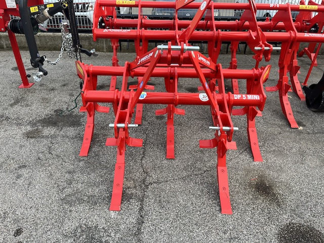 Angeloni DP5 Mini - Subsoiler: picture 1 Angeloni DP5 Mini - Subsoiler: picture 1