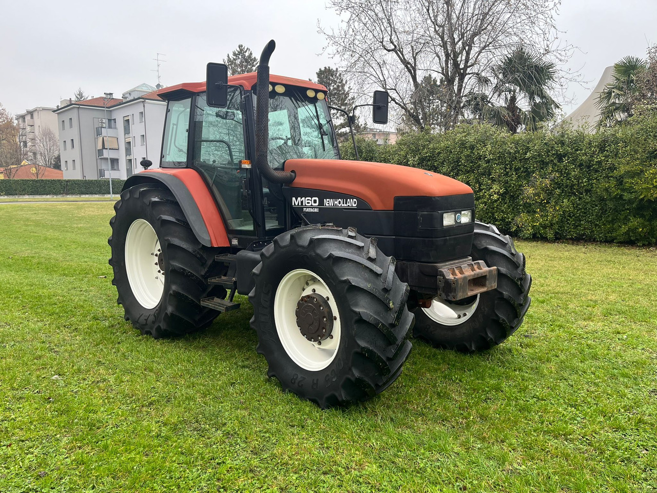 Trattore usato New Holland M160 - Farm tractor: picture 5 Trattore usato New Holland M160 - Farm tractor: picture 5