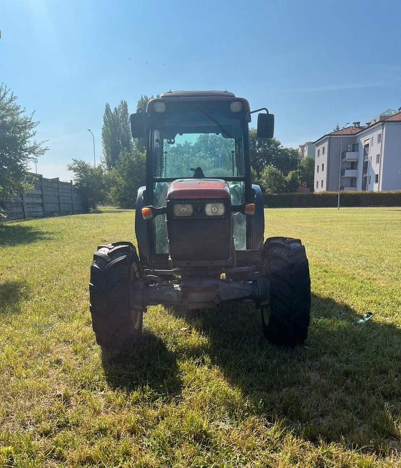 Trattore usato New Holland TNF90 - Farm tractor: picture 2 Trattore usato New Holland TNF90 - Farm tractor: picture 2