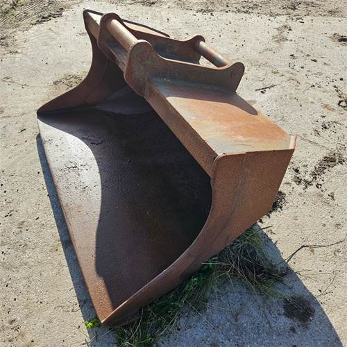ABC 150 cm - Excavator bucket: picture 1 ABC 150 cm - Excavator bucket: picture 1