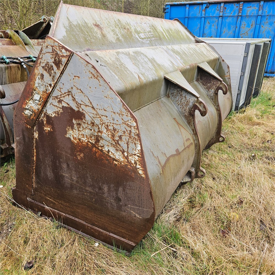 ABC Skovl og Grab - Loader bucket: picture 3 ABC Skovl og Grab - Loader bucket: picture 3