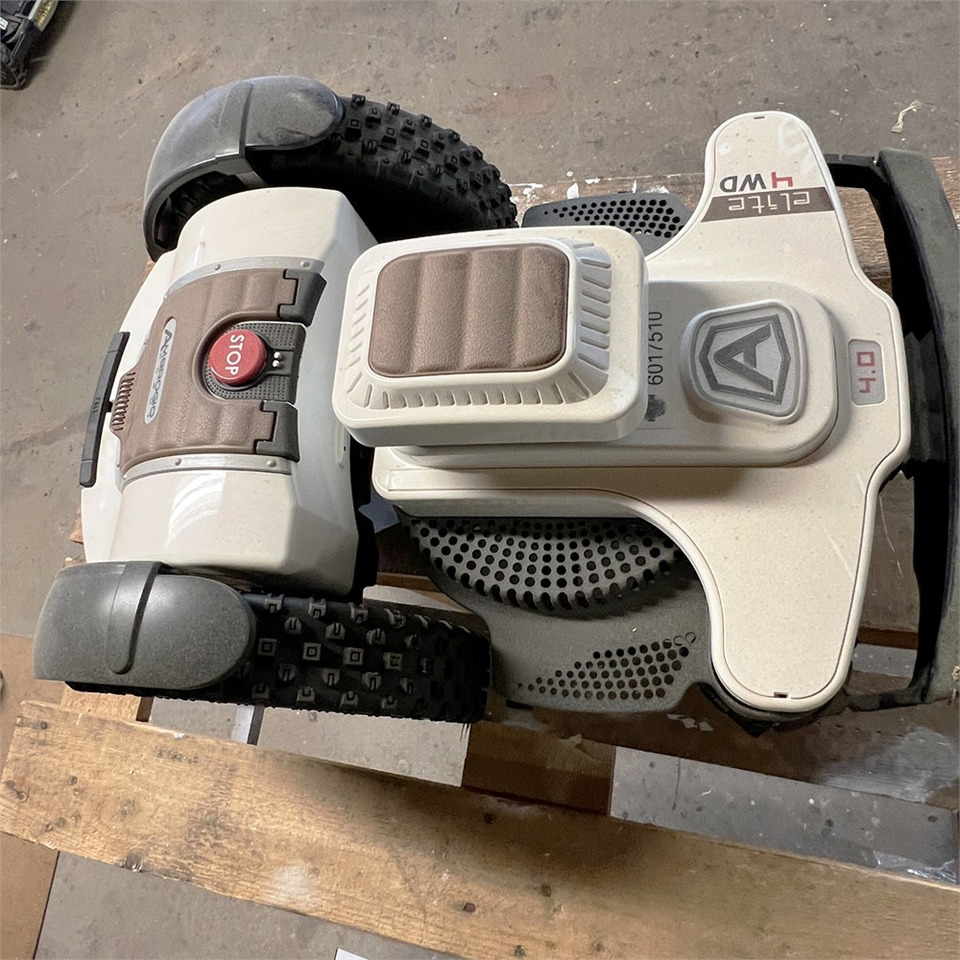 Ambrogio 4.0 Elite Premium - Garden mower: picture 5 Ambrogio 4.0 Elite Premium - Garden mower: picture 5