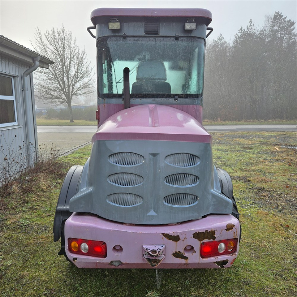 Bernards W1600C - Skid steer loader: picture 4 Bernards W1600C - Skid steer loader: picture 4