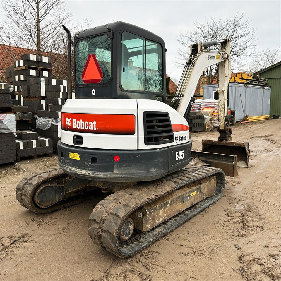 Bobcat E45 - Mini excavator: picture 3 Bobcat E45 - Mini excavator: picture 3