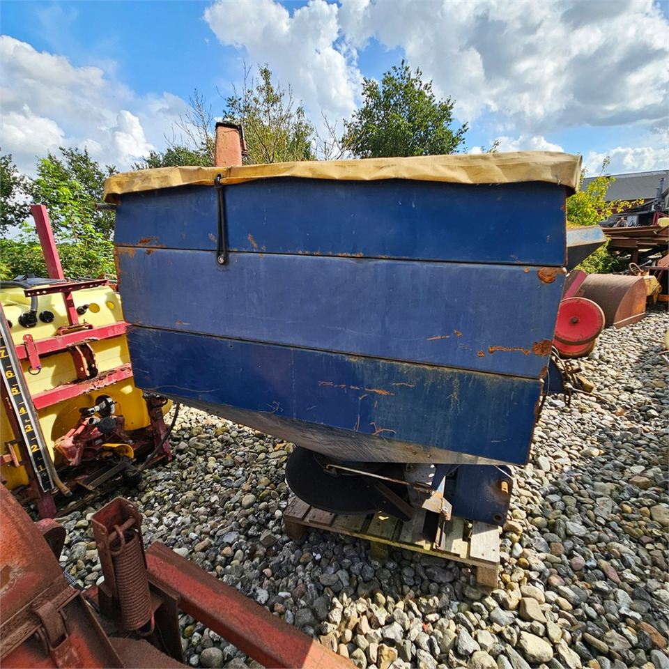 Bogballe E 1500 - Fertilizing equipment: picture 3 Bogballe E 1500 - Fertilizing equipment: picture 3