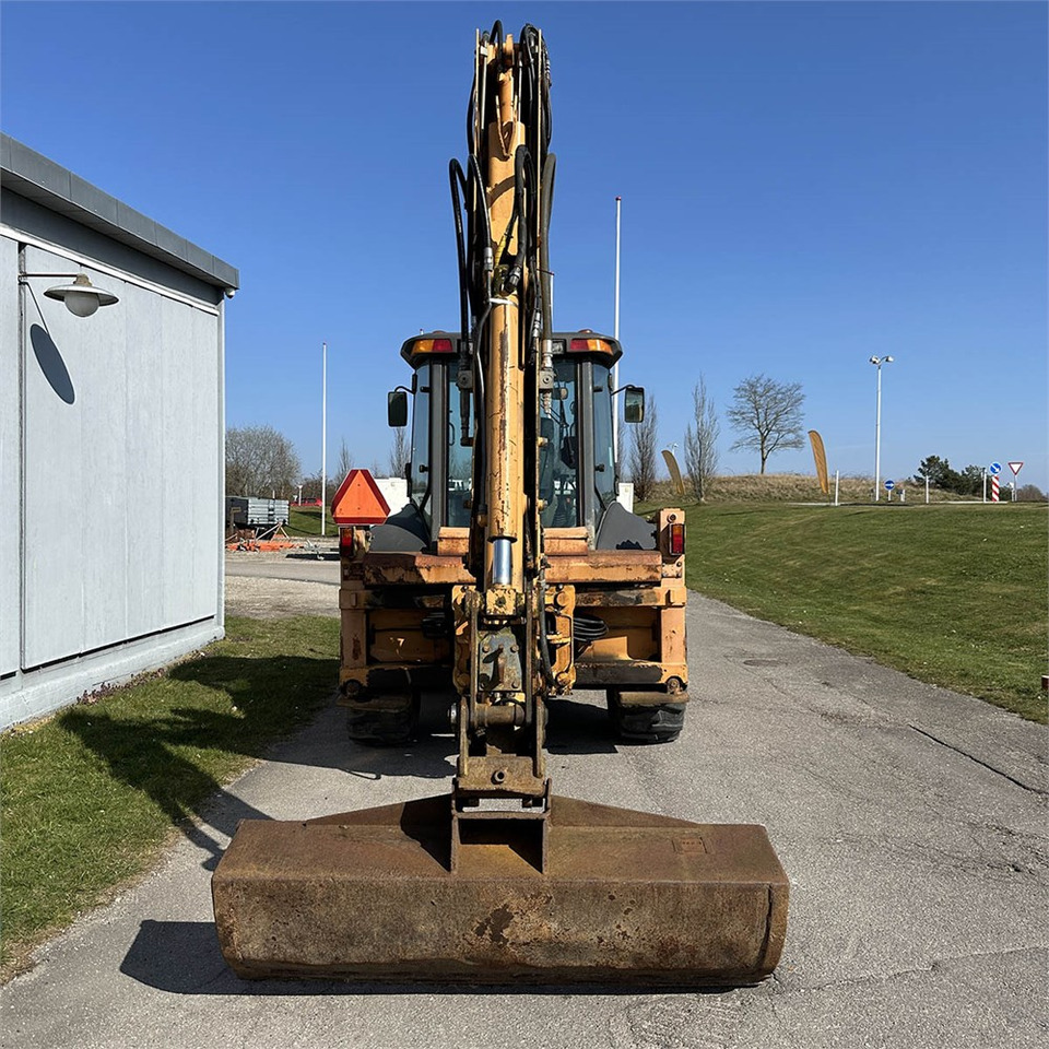 Backhoe loader Case 695SM-4PS: picture 7