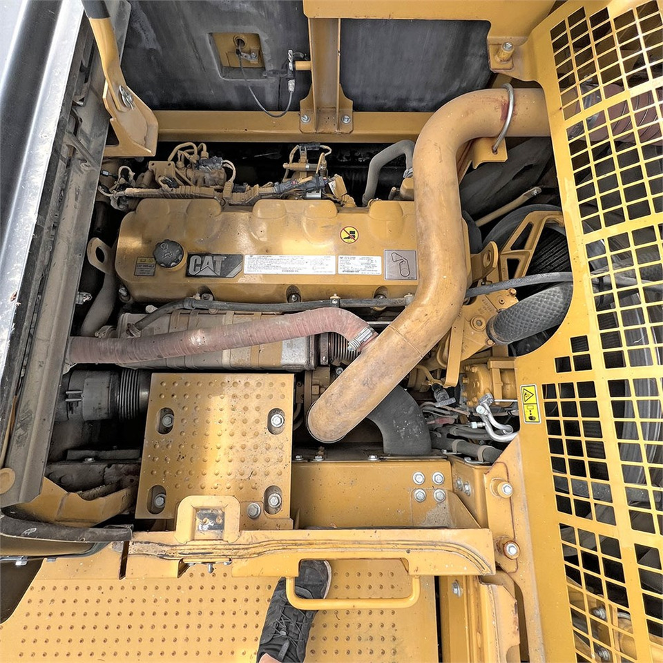 Crawler excavator Caterpillar 352 F LRE: picture 35